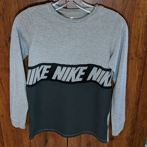 NIKE long sleeve tee shirt